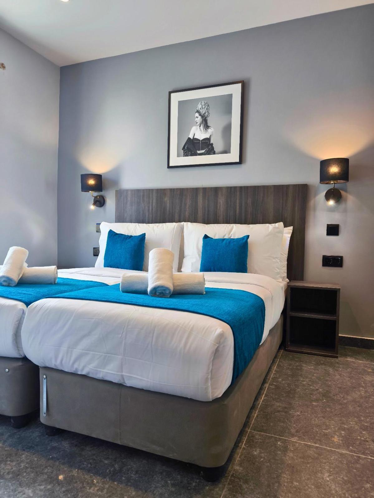 Spinola Hotel Saint Julian's Exterior photo